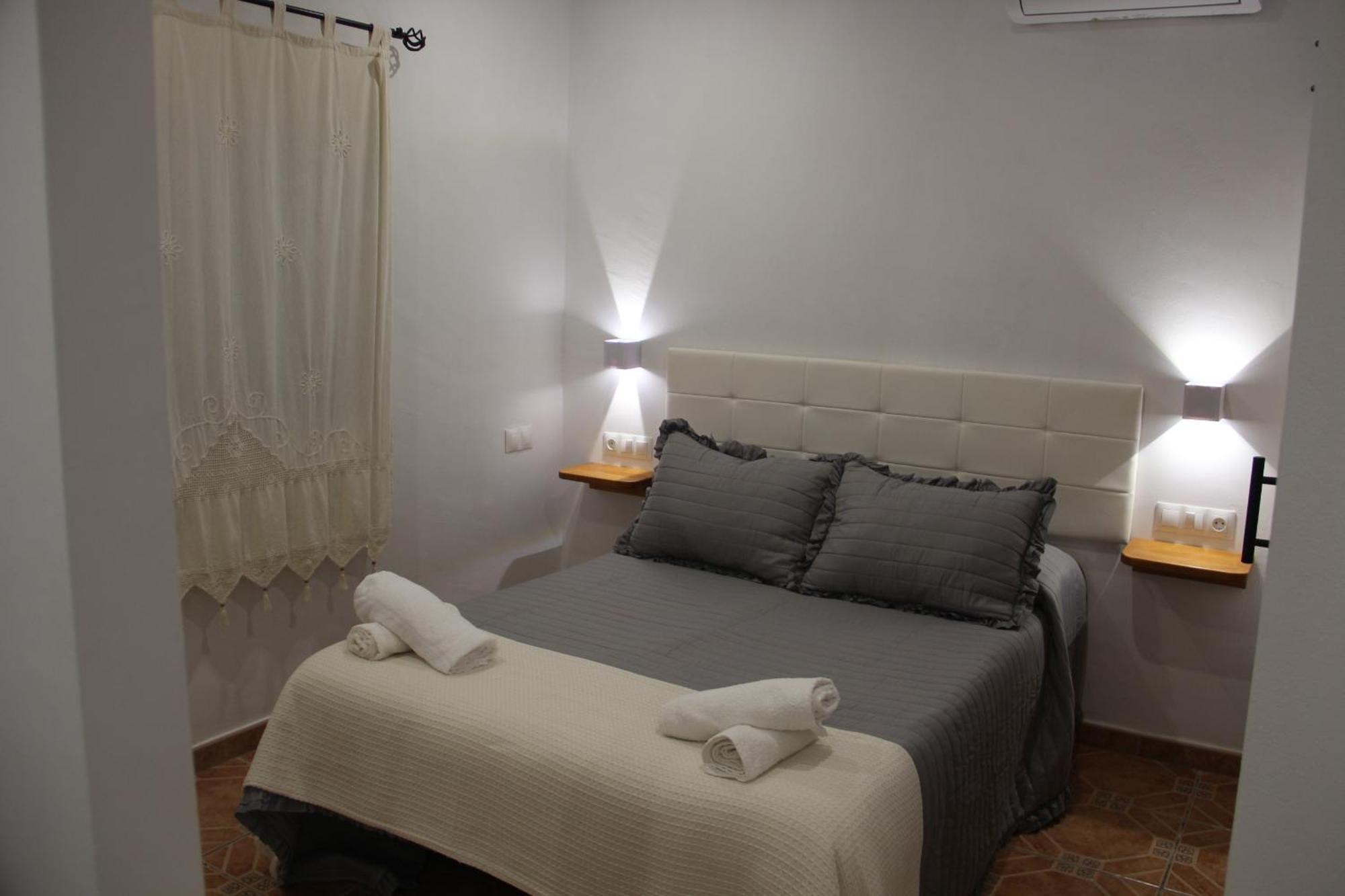 Setenil De Las Bodegas Casa De La Mielヴィラ エクステリア 写真